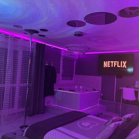 « Le Boudoir D'Elodie » Le Spa Romantique Saint-Léonard Εξωτερικό φωτογραφία