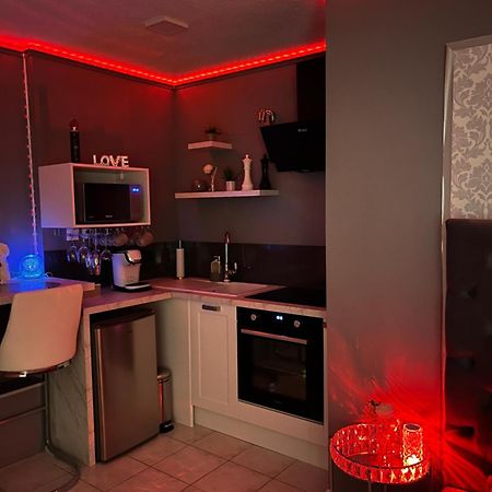 « Le Boudoir D'Elodie » Le Spa Romantique Saint-Léonard Εξωτερικό φωτογραφία